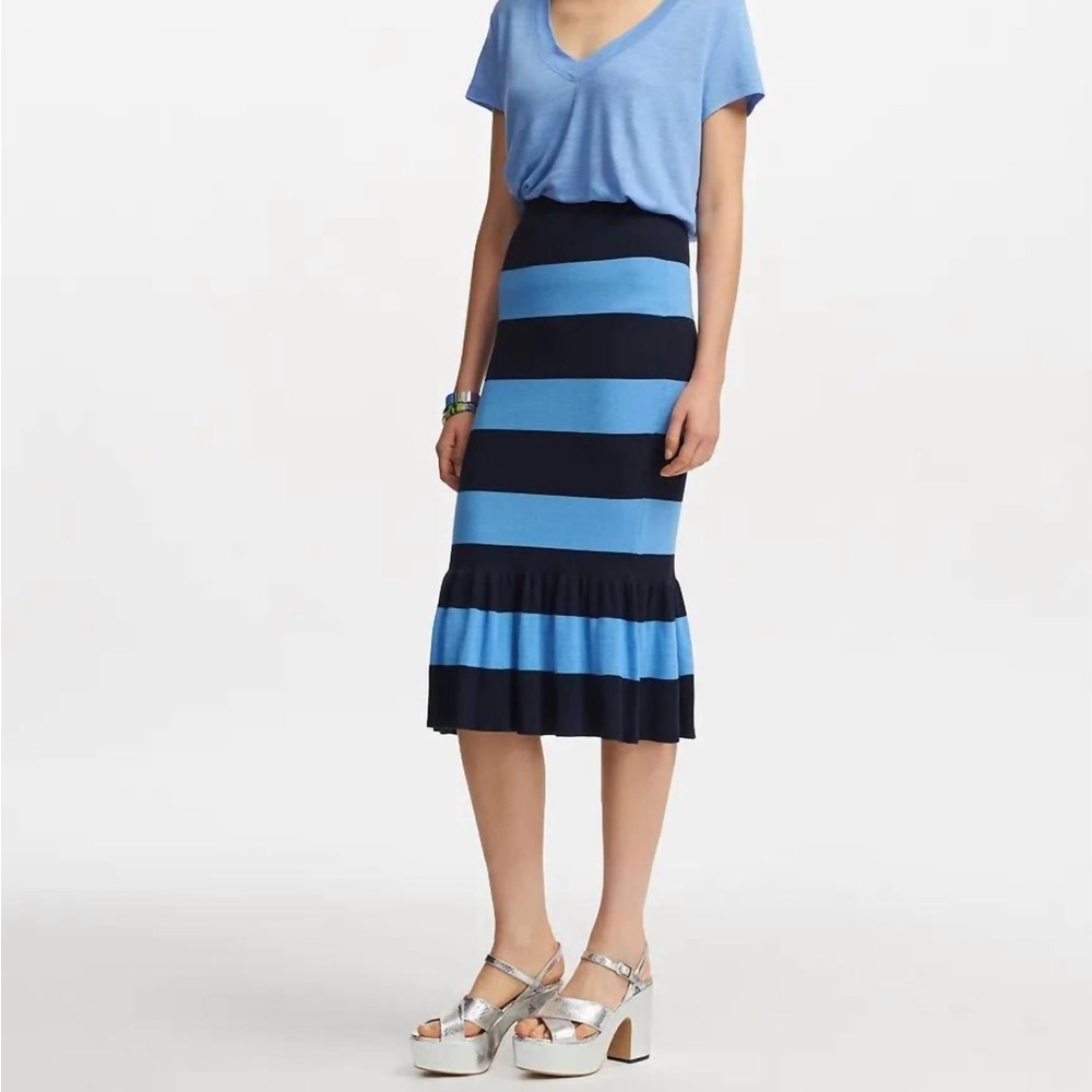 Antwerp ESSENTIEL Fiesta striped knitted  Blue and Black Striped Women's Skirt